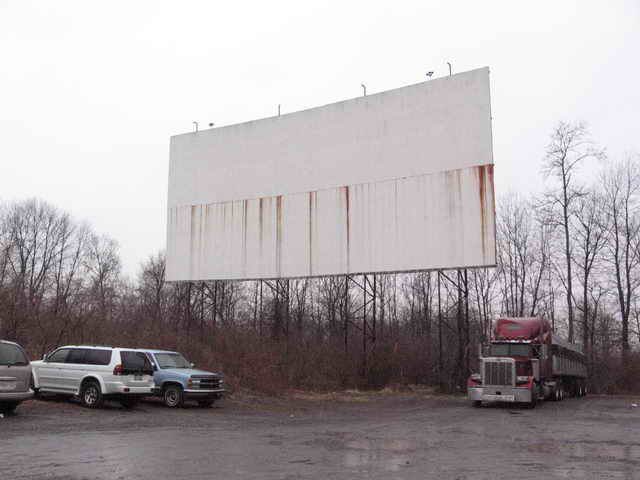 Starglow Drive-In - 2006 Photo